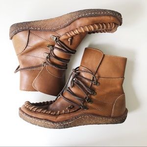 Punto Pigro Italian leather moccasin boots US 7.5